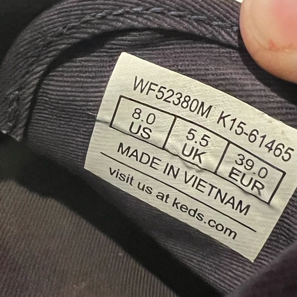 Taylor Swift Keds Women’s Shoes Size 8 Champion Hearts 1989 Trendy Era Swiftie - Picture 2 of 11